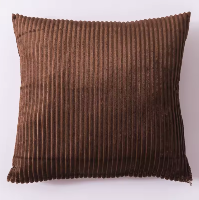 Housse de coussin rayée en velours – photo 7
